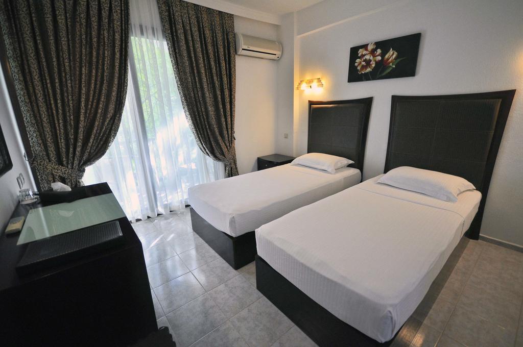Hotel Ekincik Zewnętrze zdjęcie